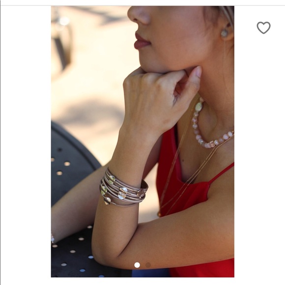 Arielle &Co Jewelry - Leather Hammered metal cuff